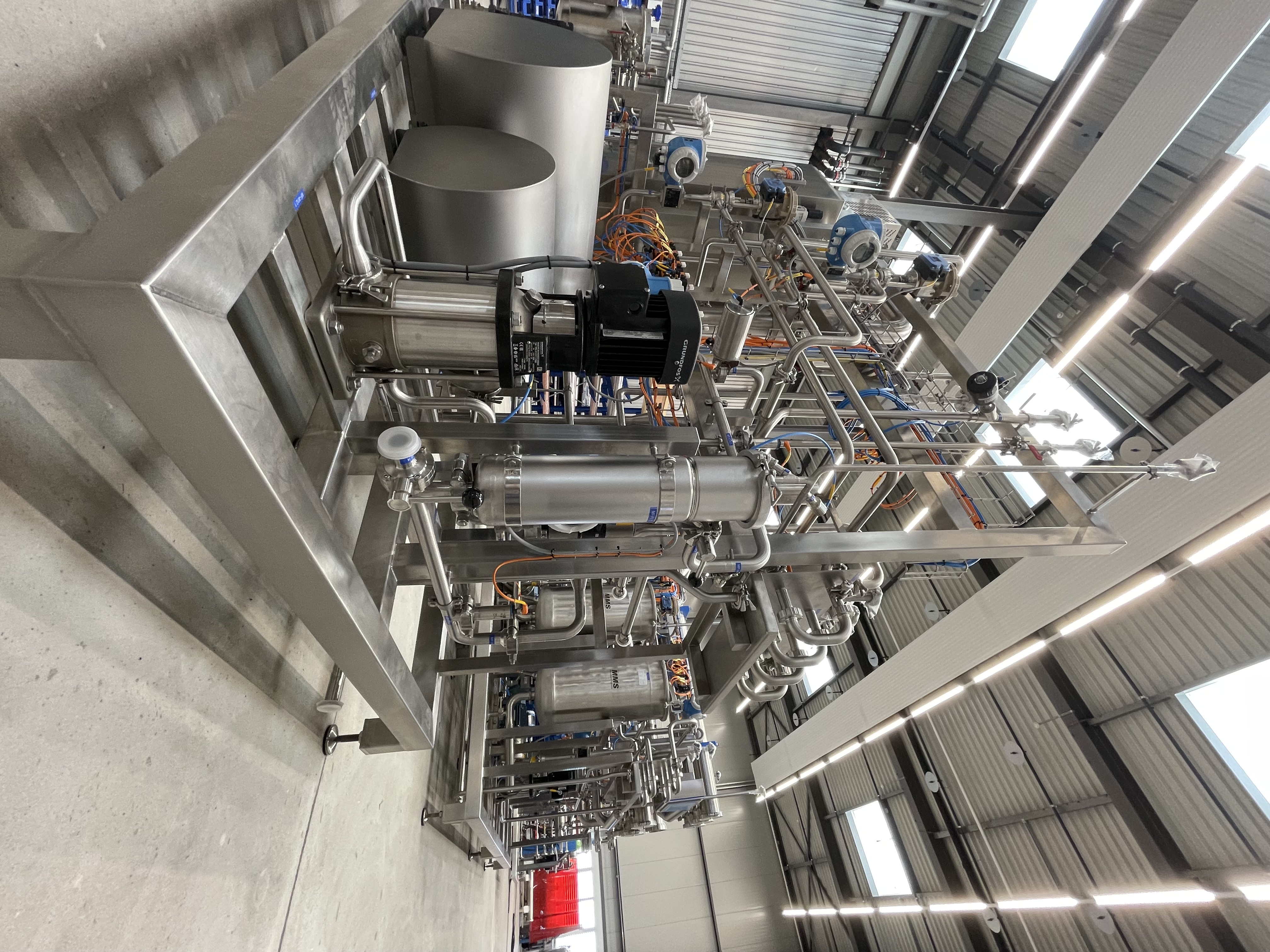 Machines for hulling paddy in a rice mill 