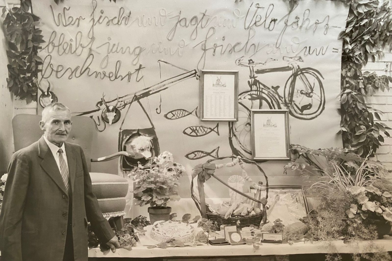 René’s Grossvater bei seinem Jubiläum anlässlich 53 Jahren bei Bühler.