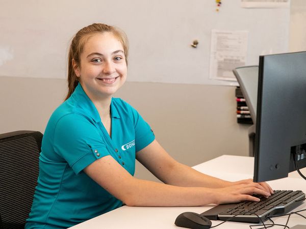 Employee_Katie_Hentges_Working.jpg
