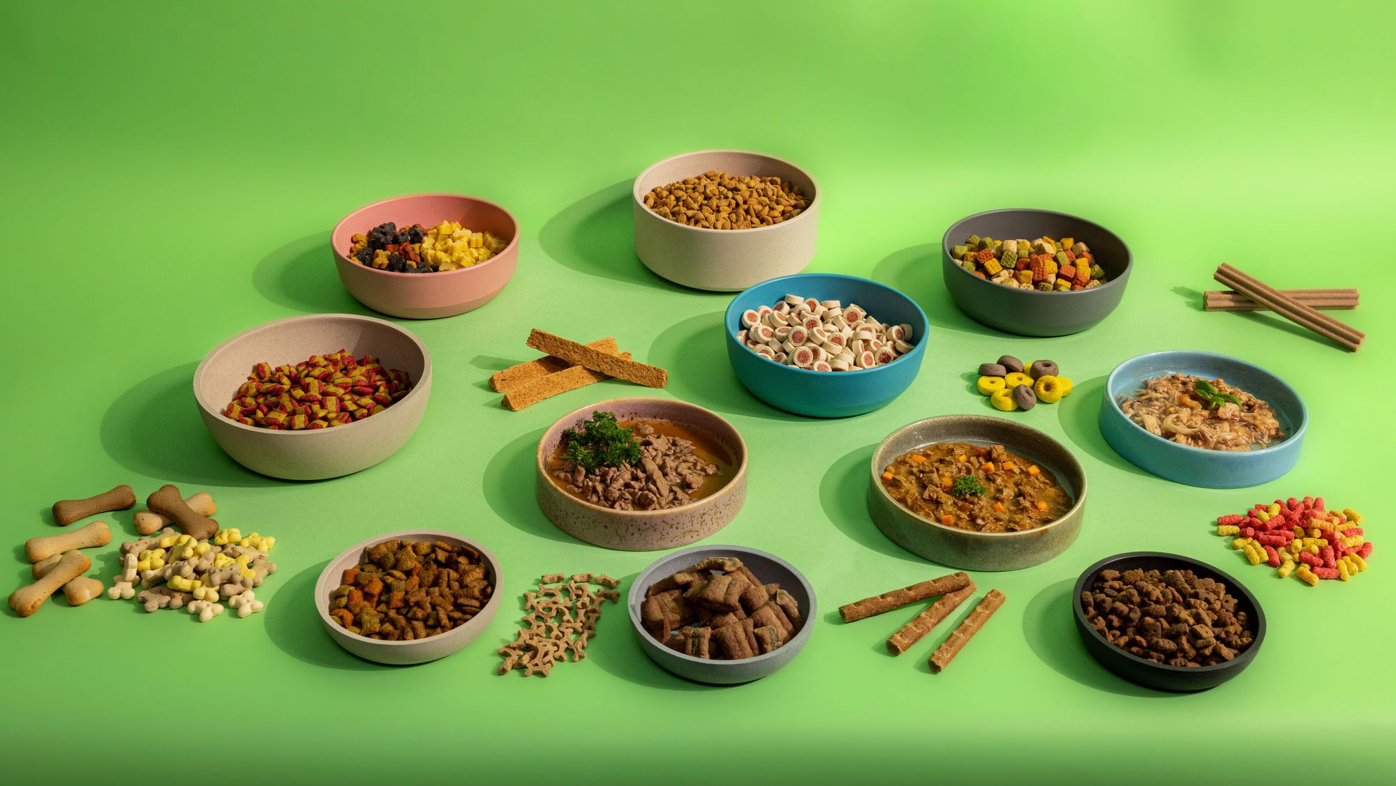 high quality, tasty, healthy extruded pet food, kibbles, and snacks