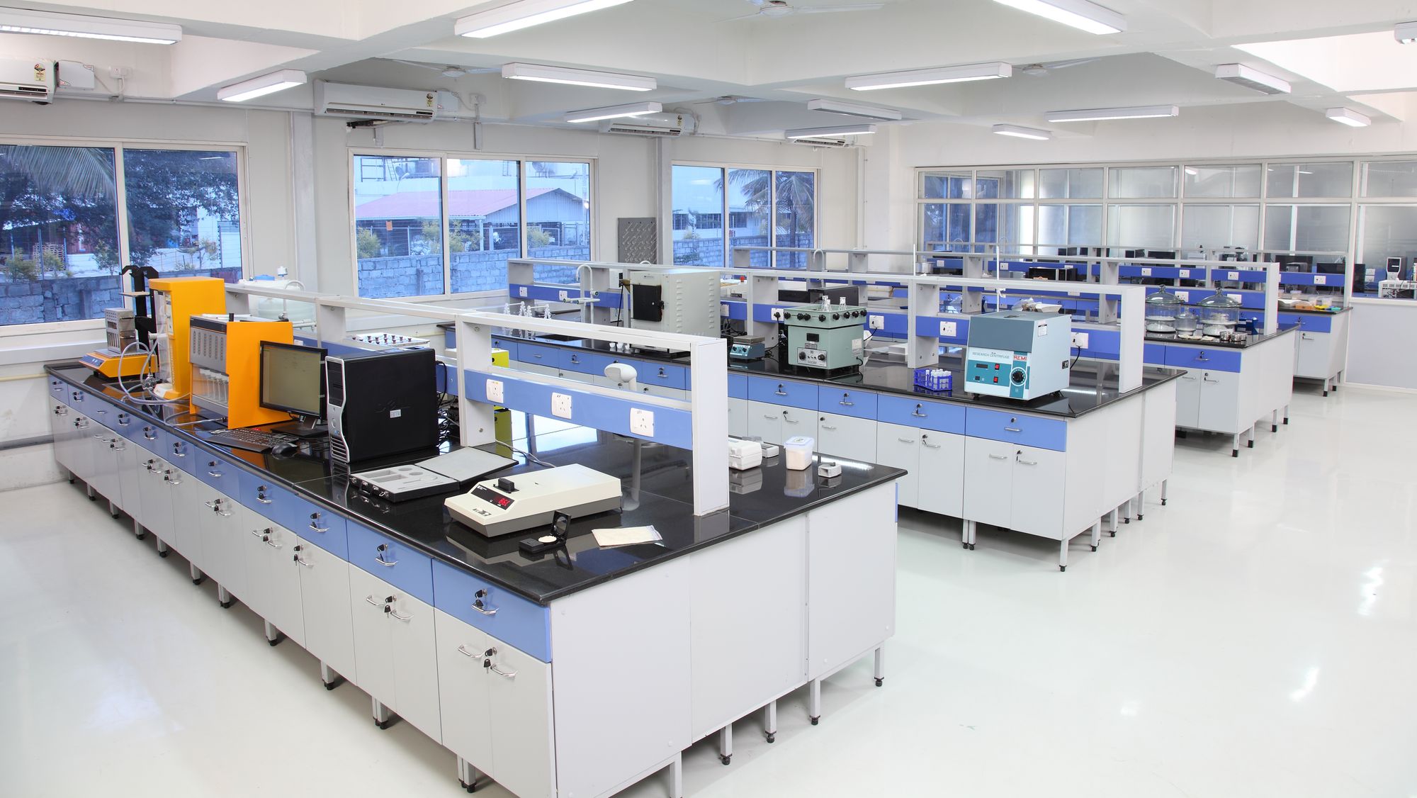 Test your products in our analytical lab