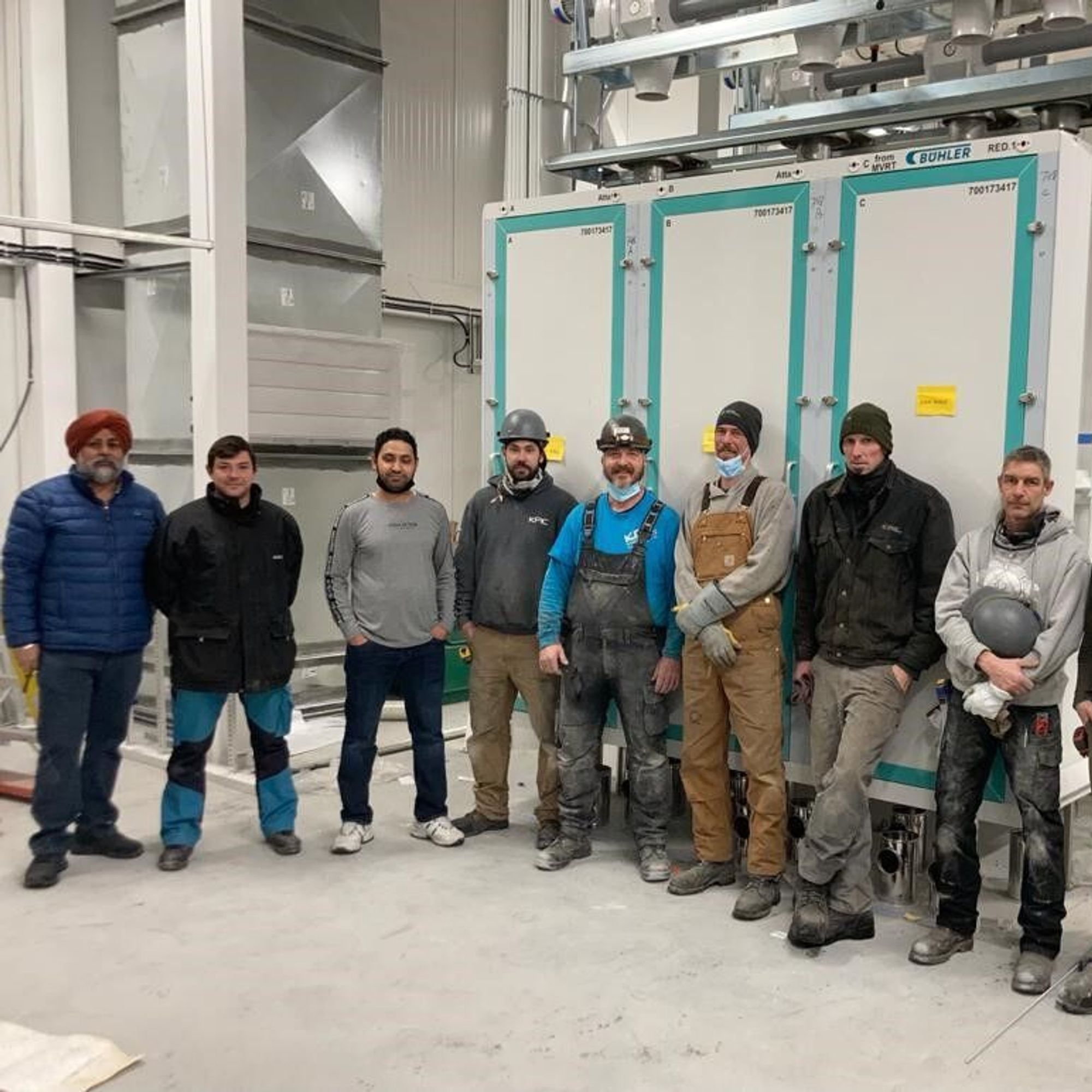 Teamwork war entscheidend für den Erfolg des Projekts.