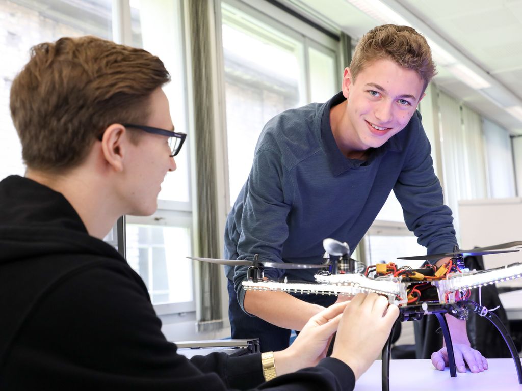  Summer internship Illustration 