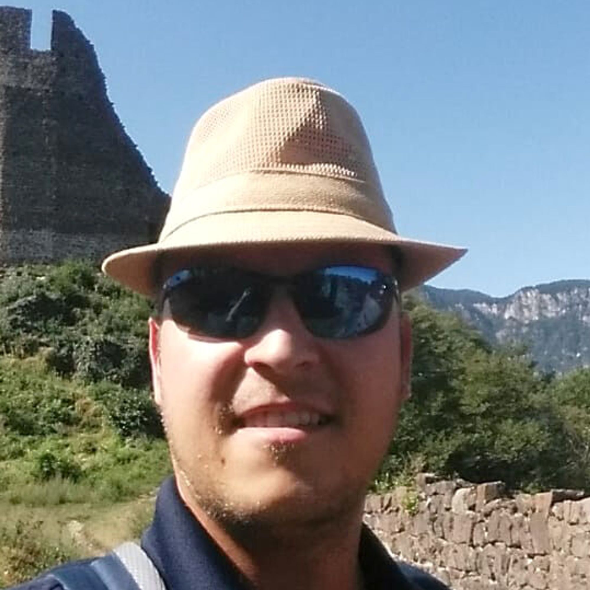 Johannes Kolb mit seiner Freundin Sandra während ihres Urlaubs in der Toskana. 