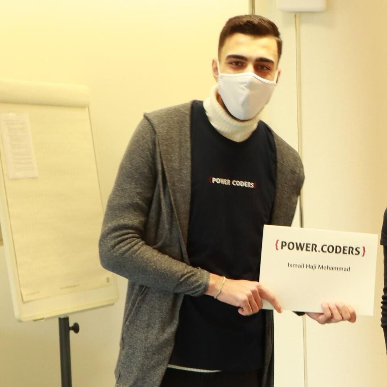 Ismail wurde in das PowerCoders-Programm aufgenommen.