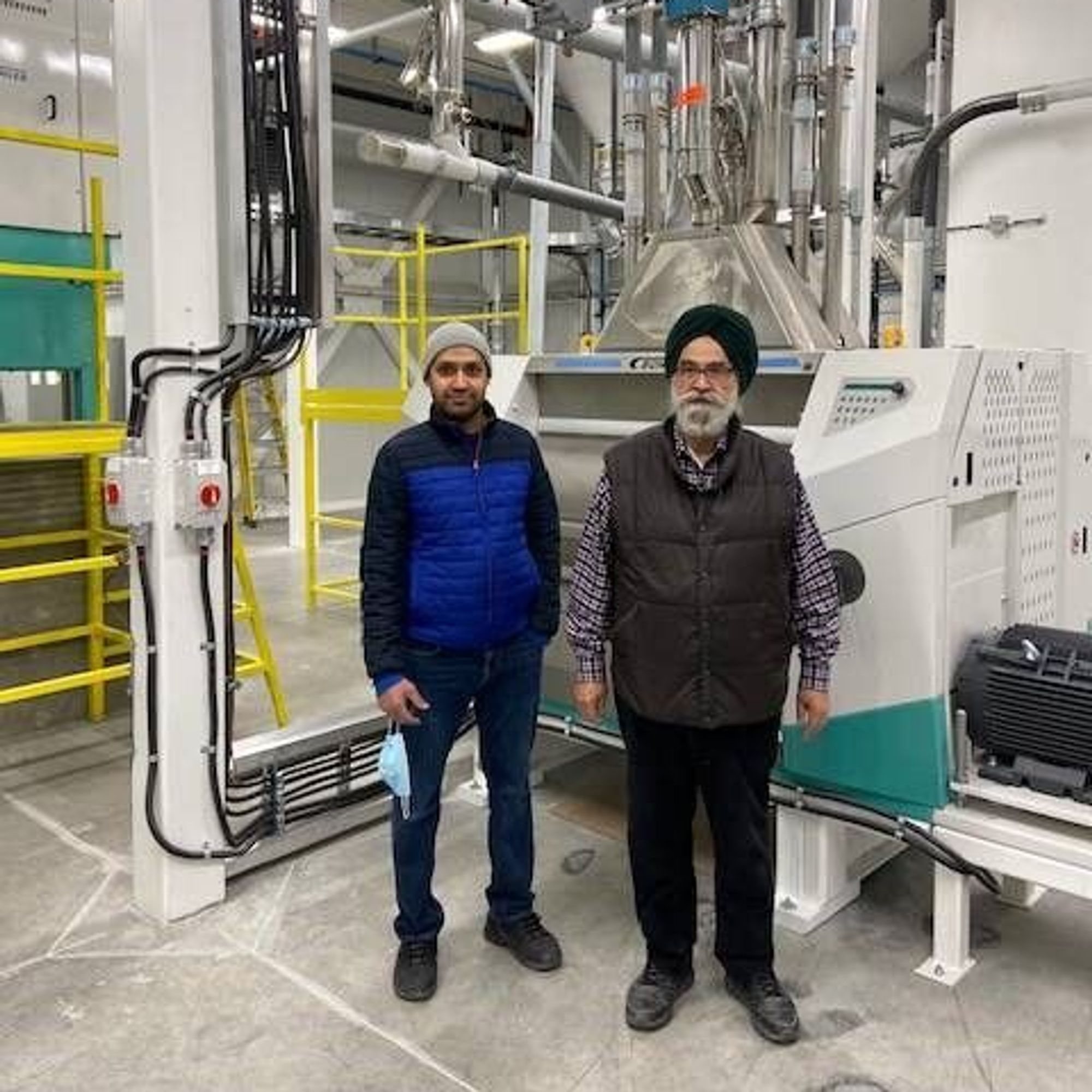 Lahora Singh Brar (rechts), Gründer von Brar.